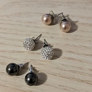 Elegant stud earring trio.